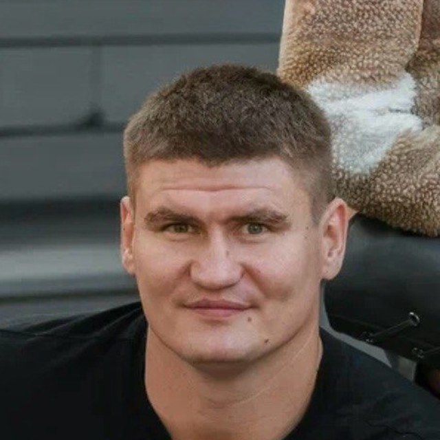 Евгений Позур
